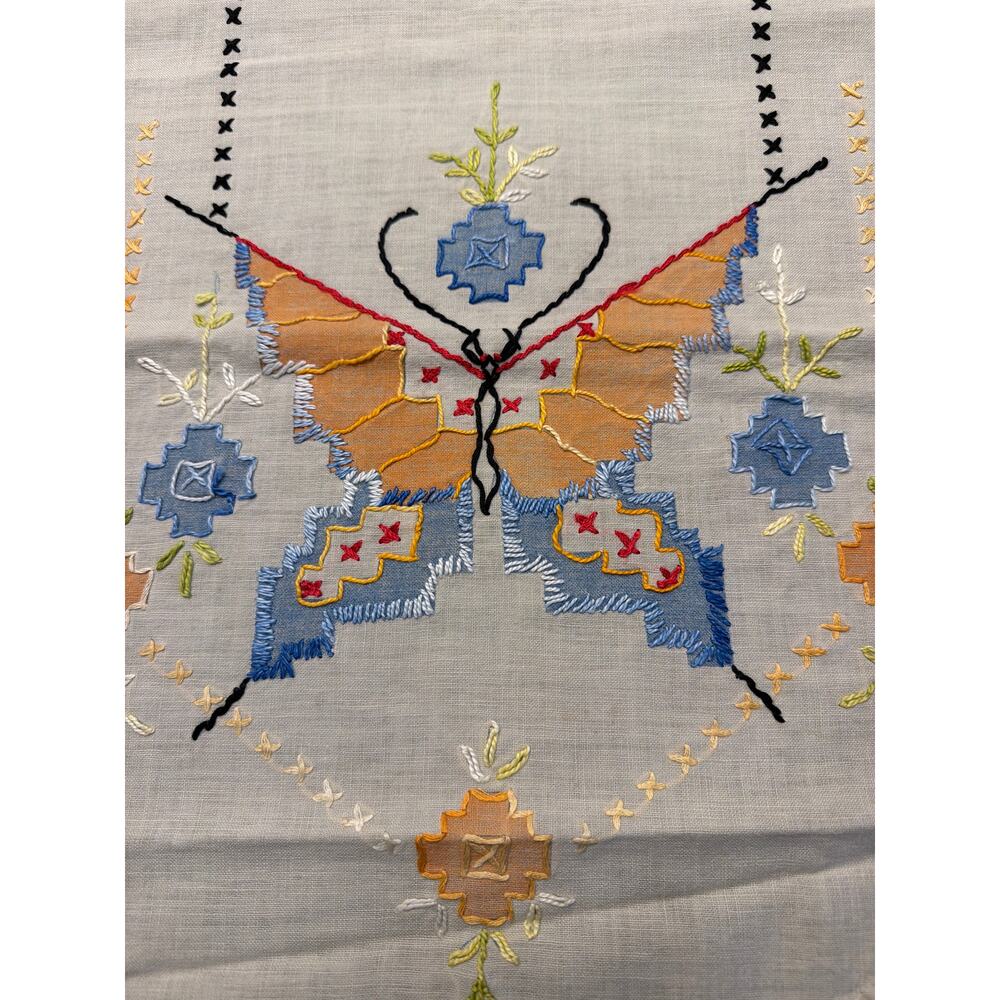 Vintage Handcrafted Table Runner Dresser Scarf Butterfly Crochet Lace Trim